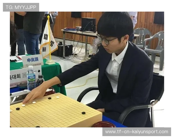 跆拳道教练被选手飞踢误伤变迷因